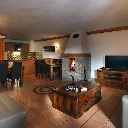 Des Neiges Plein Sud Aparthotel 4*